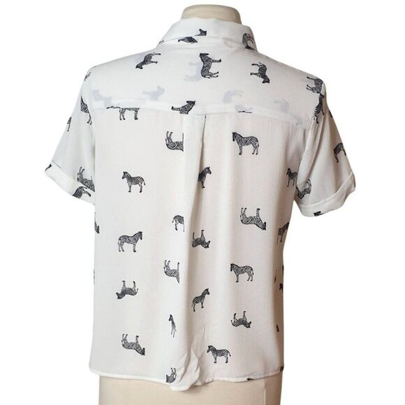 Pink Rose Womens Zebra Blouse M White  Button-Up SS Y2K Animal Print Chic Nature - Picture 3 of 6